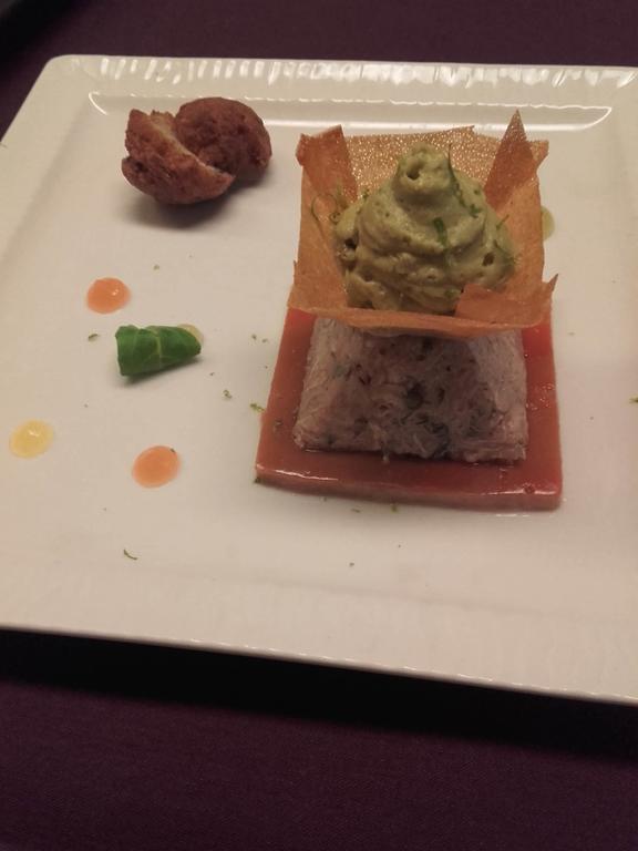 Logis Hotel-Restaurant Le Chene Vert Saint-Pourçain-sur-Sioule 외부 사진