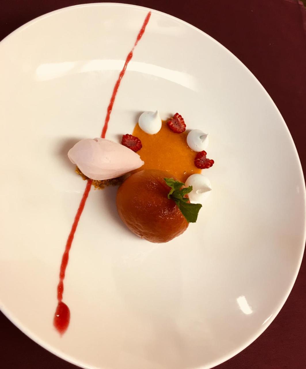 Logis Hotel-Restaurant Le Chene Vert Saint-Pourçain-sur-Sioule 외부 사진